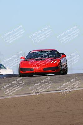 media/Oct-26-2025-CalClub SCCA (Sun) [[8ce1e69566]]/Group 4/Grapevine/